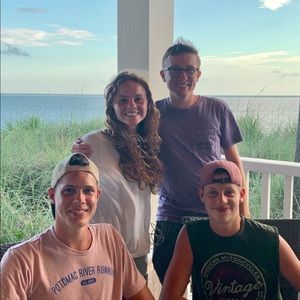 Meet your Posher, Isaiah